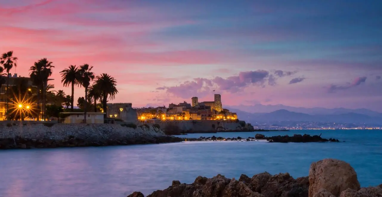 Service de coursier à Antibes