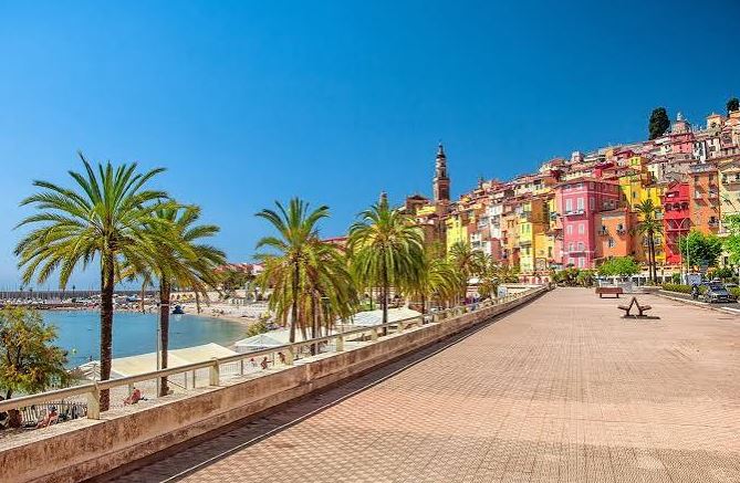 Service de coursier à Menton